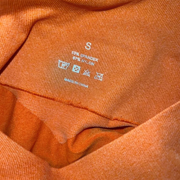 Nvgtn orange yoga athletic leggings sz small compression - Picture 3 of 3